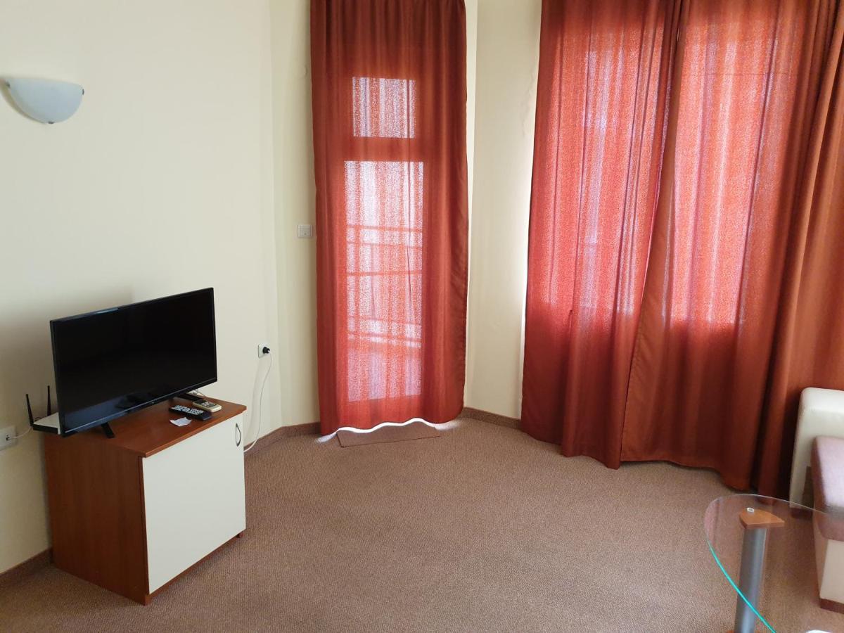 Family Hotel Diana เปาโมเรีย ภายนอก รูปภาพ