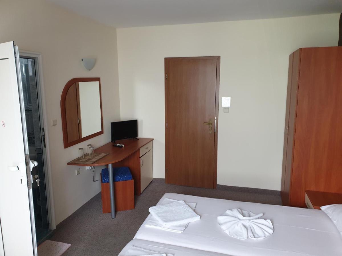 Family Hotel Diana เปาโมเรีย ภายนอก รูปภาพ