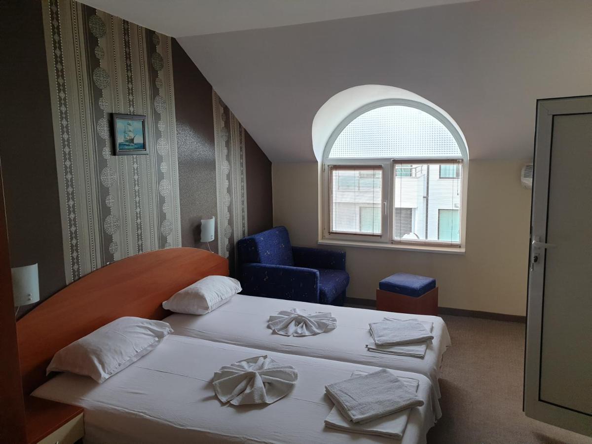 Family Hotel Diana เปาโมเรีย ภายนอก รูปภาพ