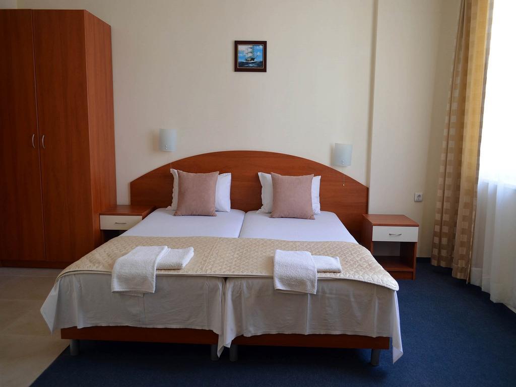 Family Hotel Diana เปาโมเรีย ภายนอก รูปภาพ