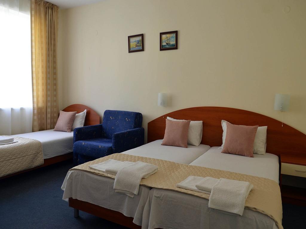 Family Hotel Diana เปาโมเรีย ภายนอก รูปภาพ