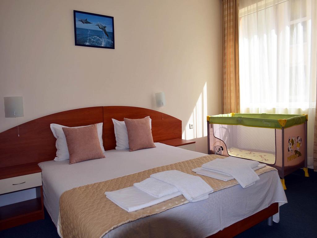 Family Hotel Diana เปาโมเรีย ภายนอก รูปภาพ
