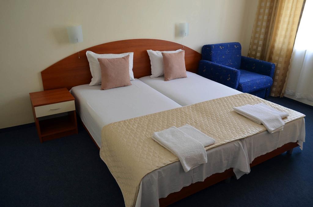Family Hotel Diana เปาโมเรีย ภายนอก รูปภาพ